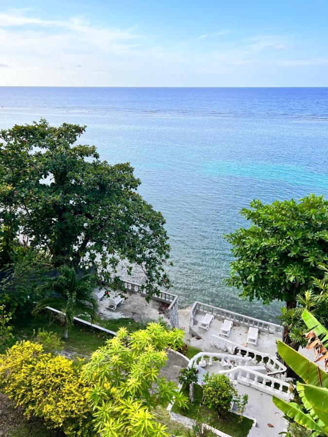The Villa At Pineapple Cove Boscobel Exterior photo